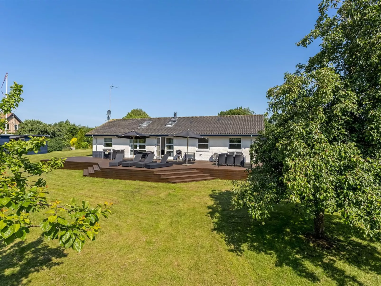 "Laulu" - 200m from the sea