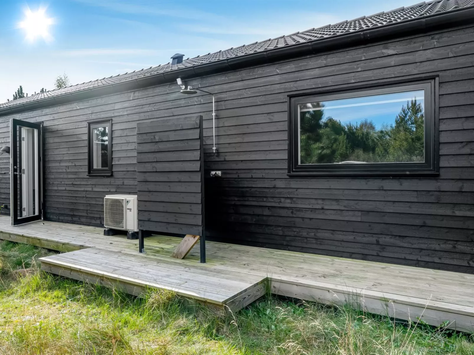 "Jale" - 900m from the sea