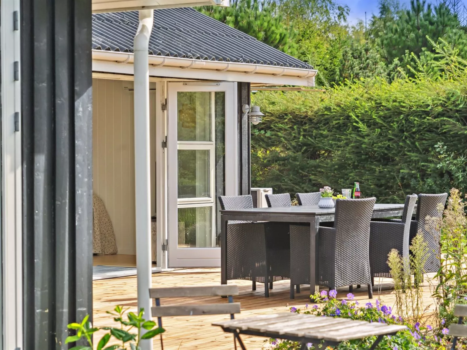 "Maureen" - 300m from the sea