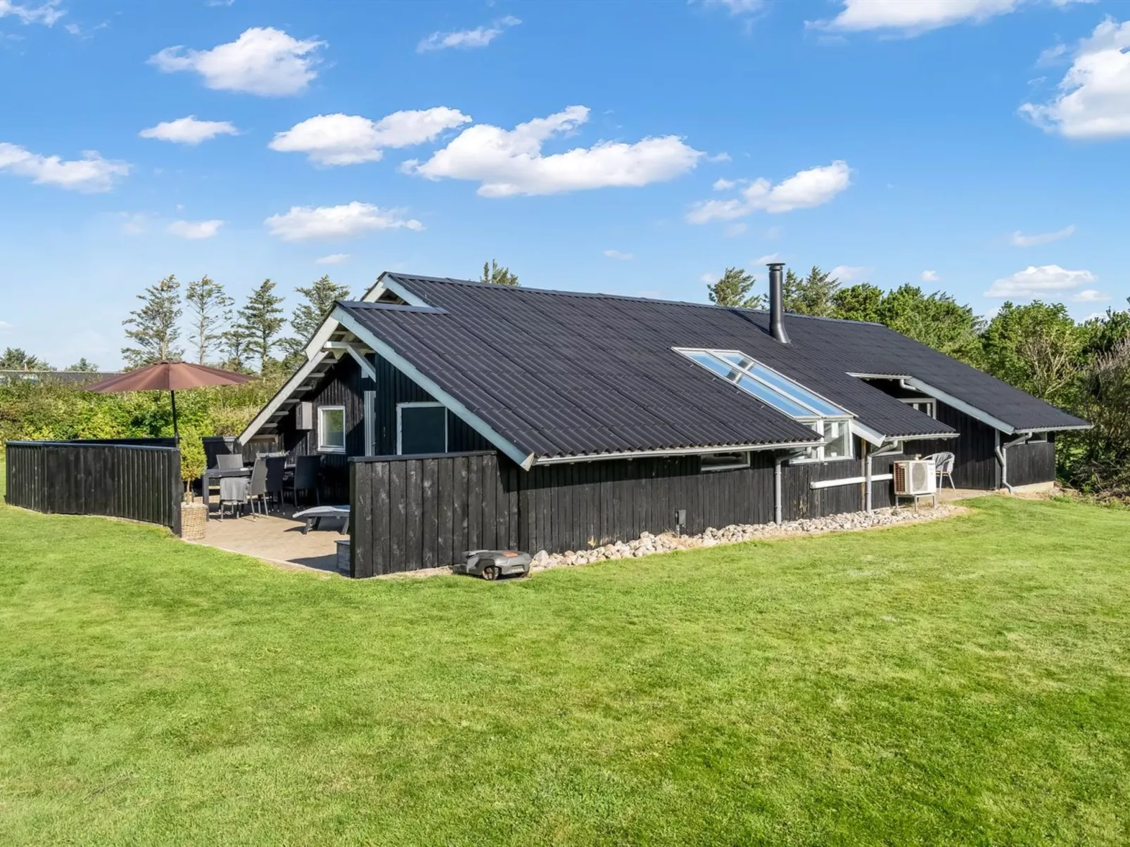 "Wilmer" - 600m from the sea