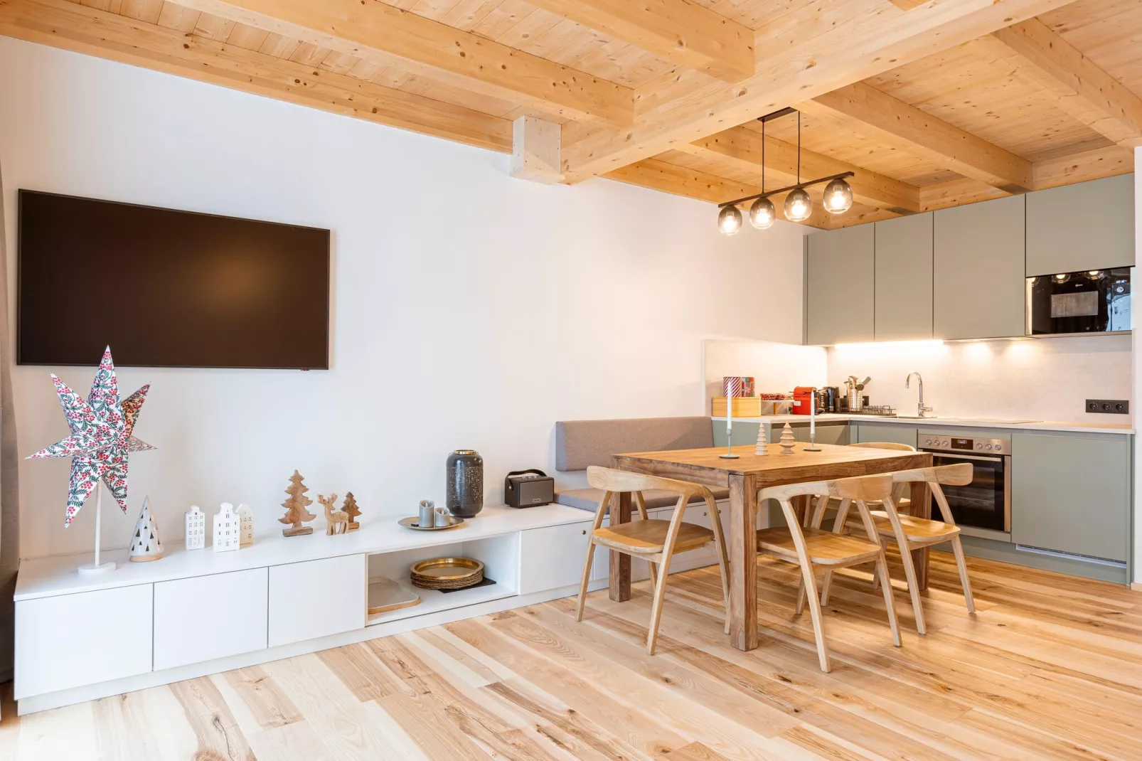 Rehfugium Lachtal 4-Eetkamer