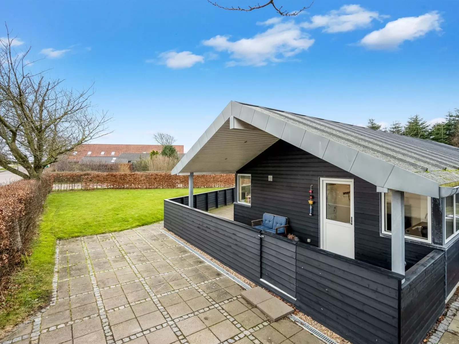 "Carlie" - 250m to the fjord