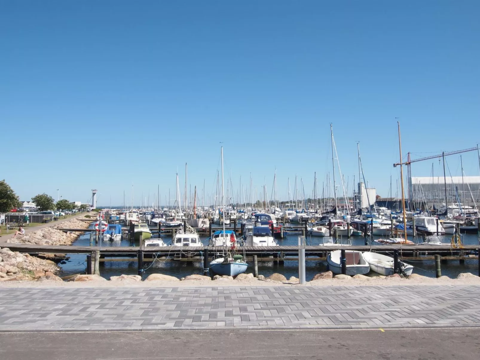 "Claudine" - 90m from the sea