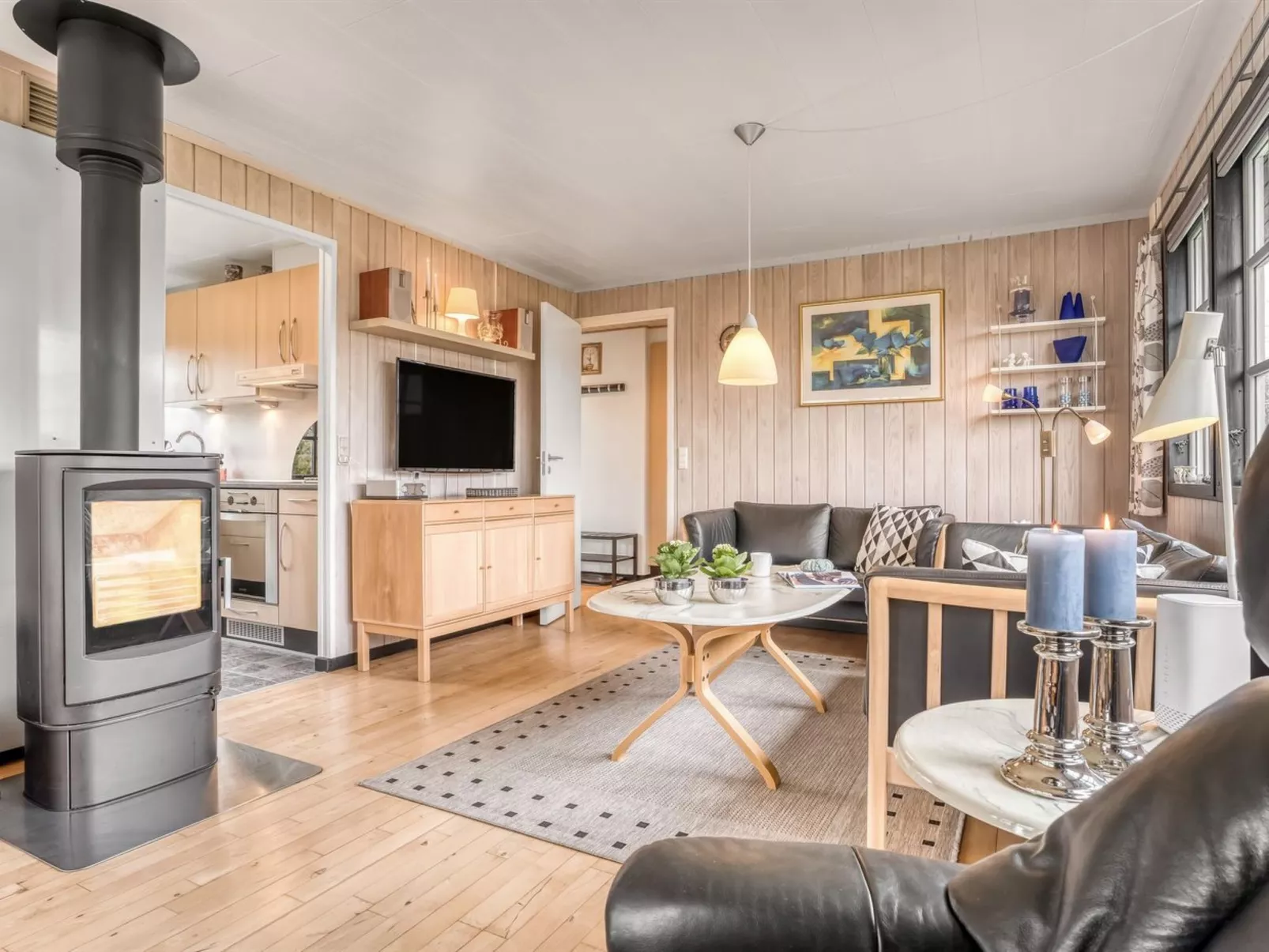 "Thorir" - 500m from the sea