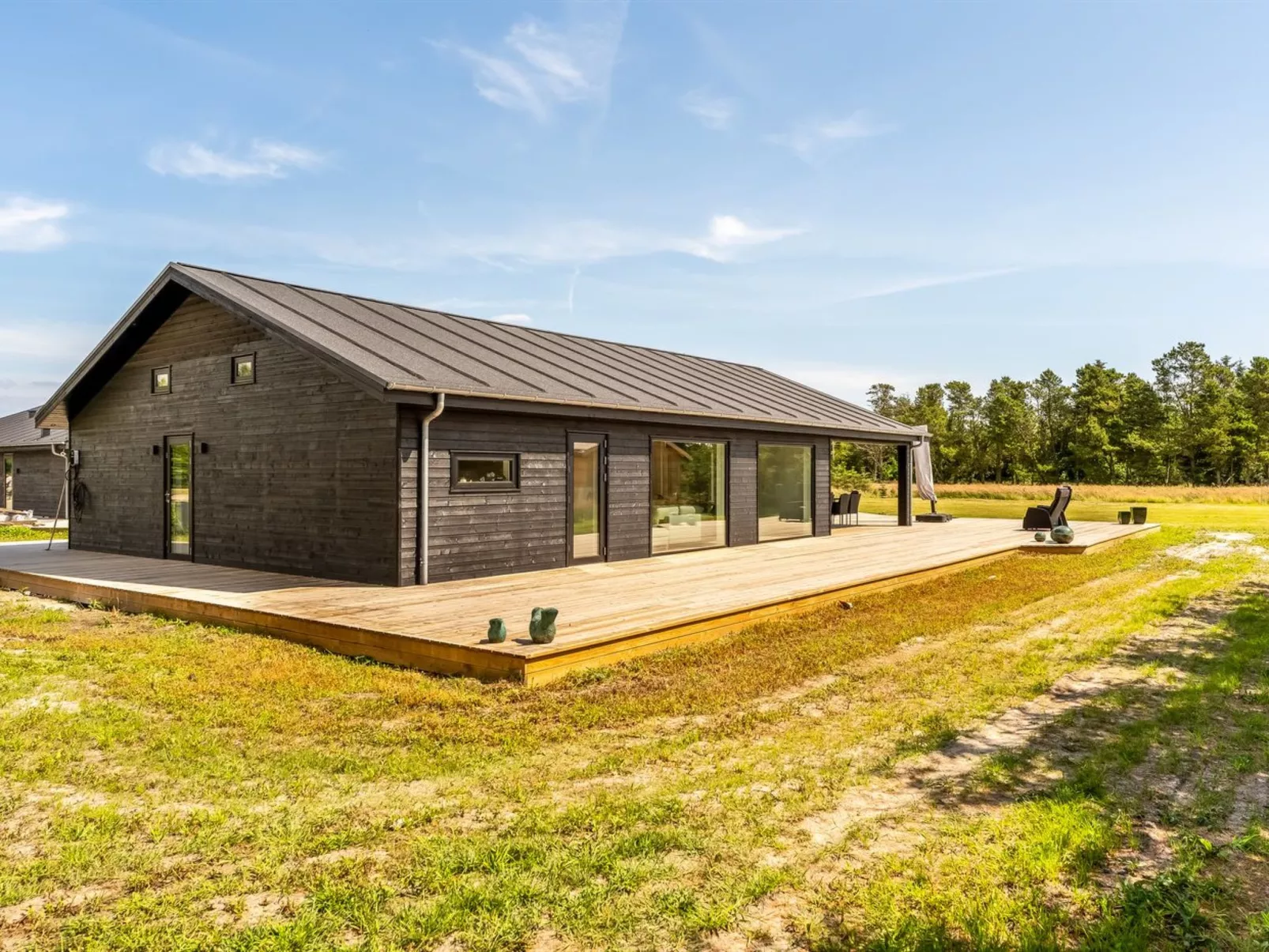 "Mads" - 700m from the sea