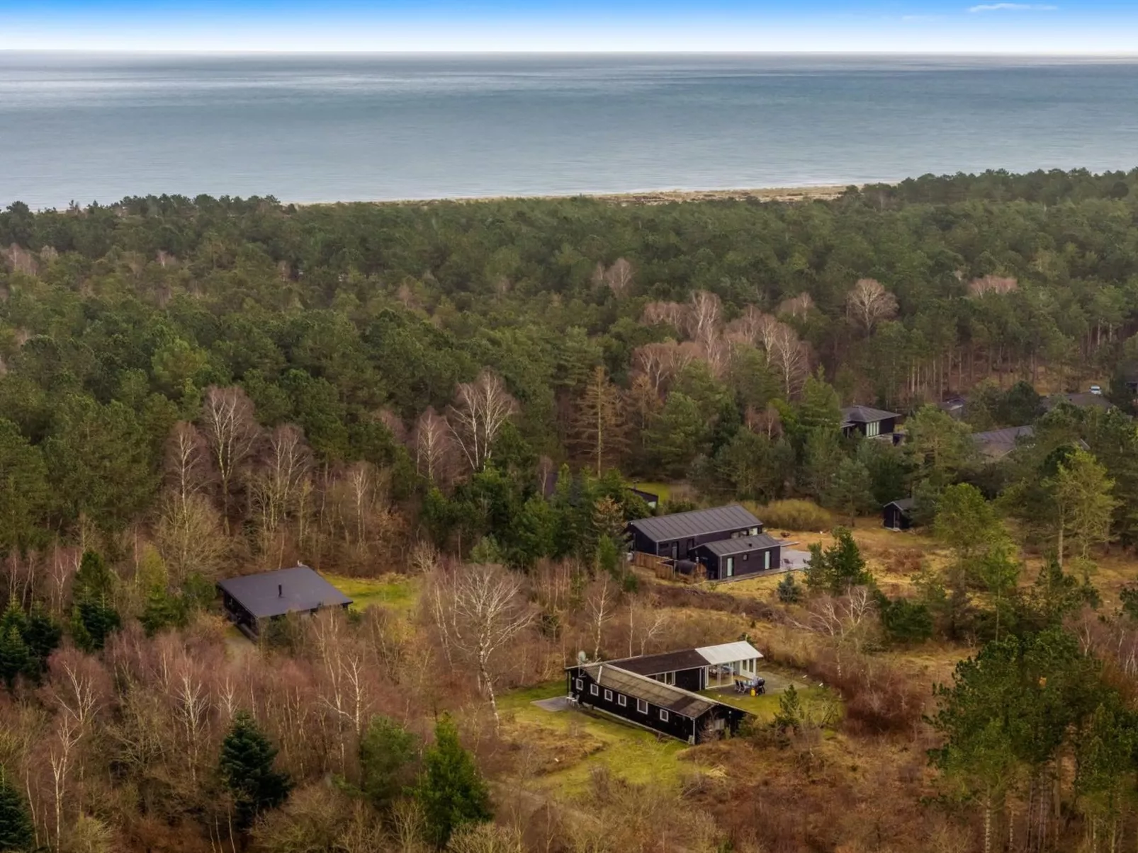 "Hælf" - 600m from the sea