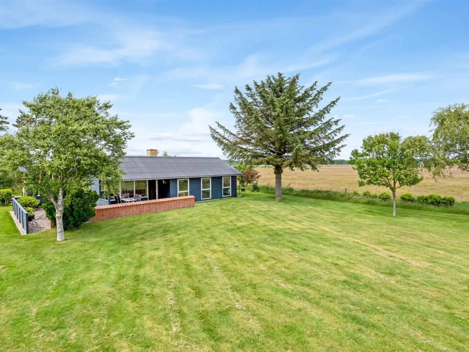 "Atena" - 200m from the sea