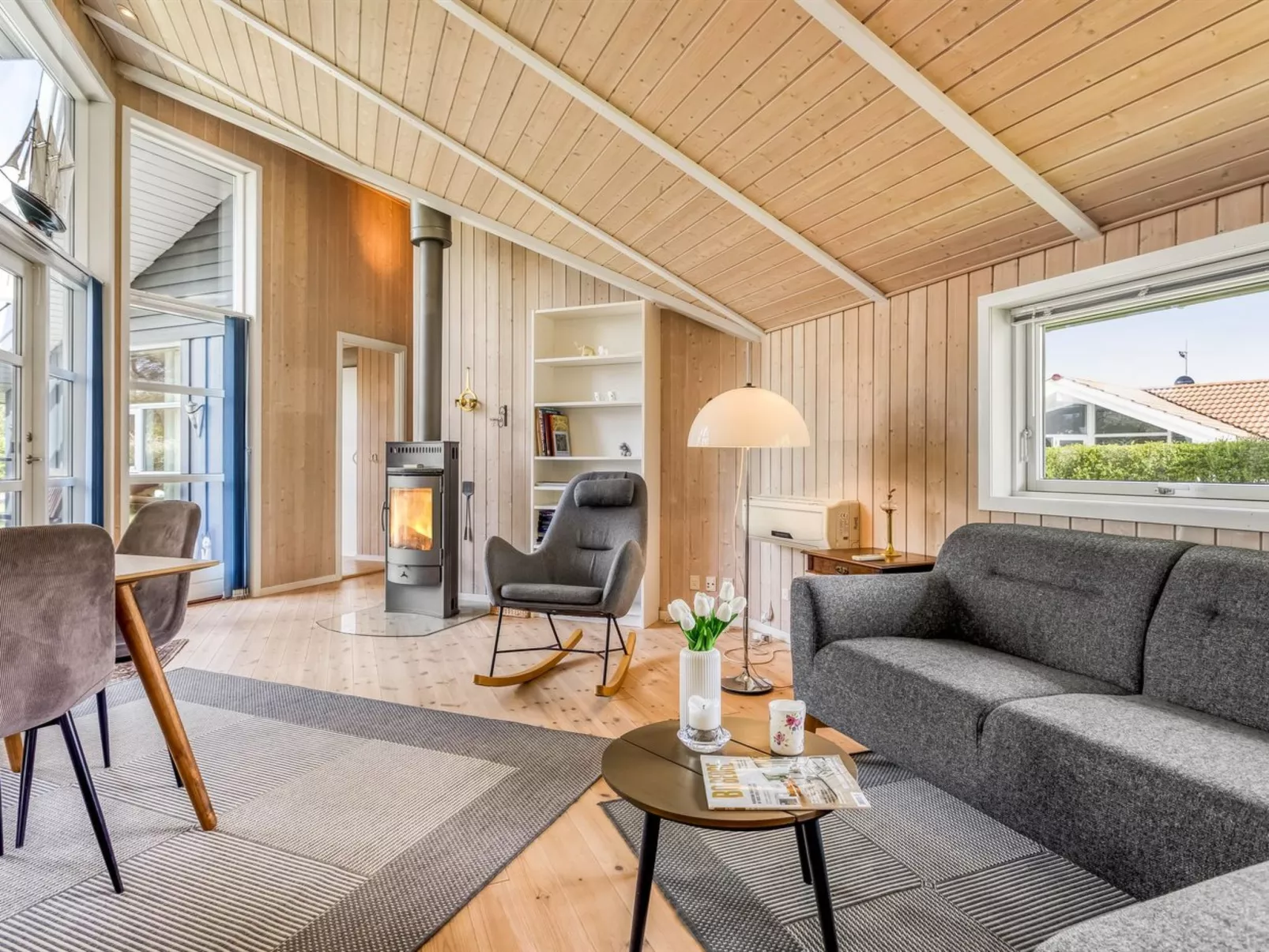 "Winona" - 250m from the sea