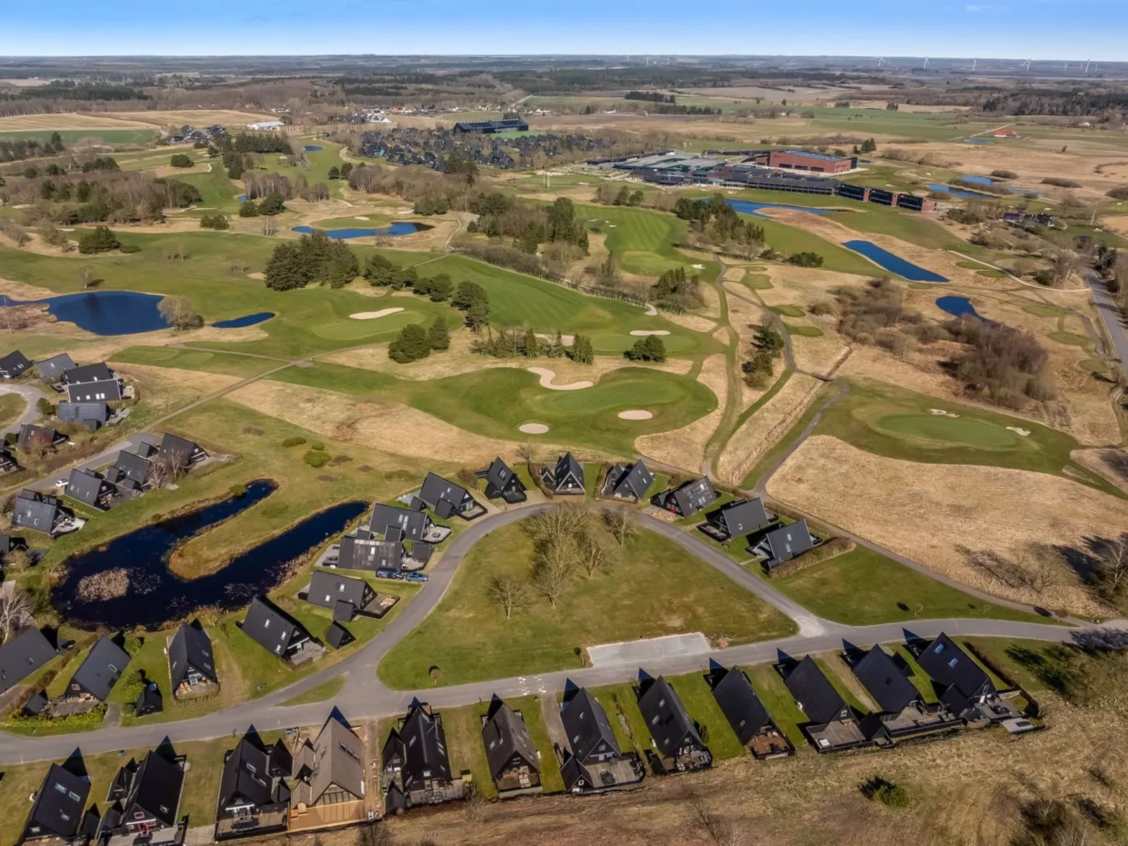 "Kauno" - 16km to the fjord