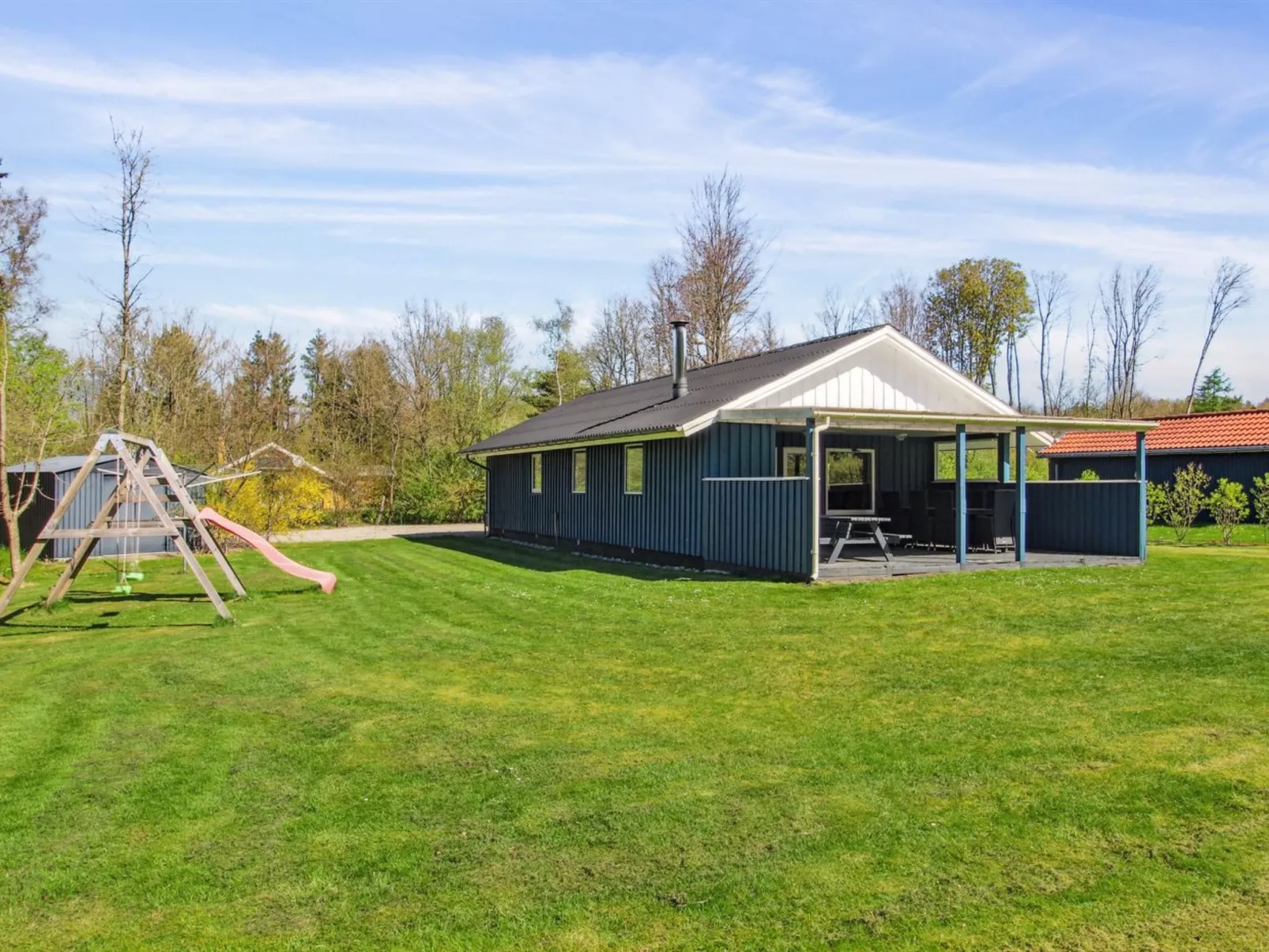 "Alia" - 30km from the sea