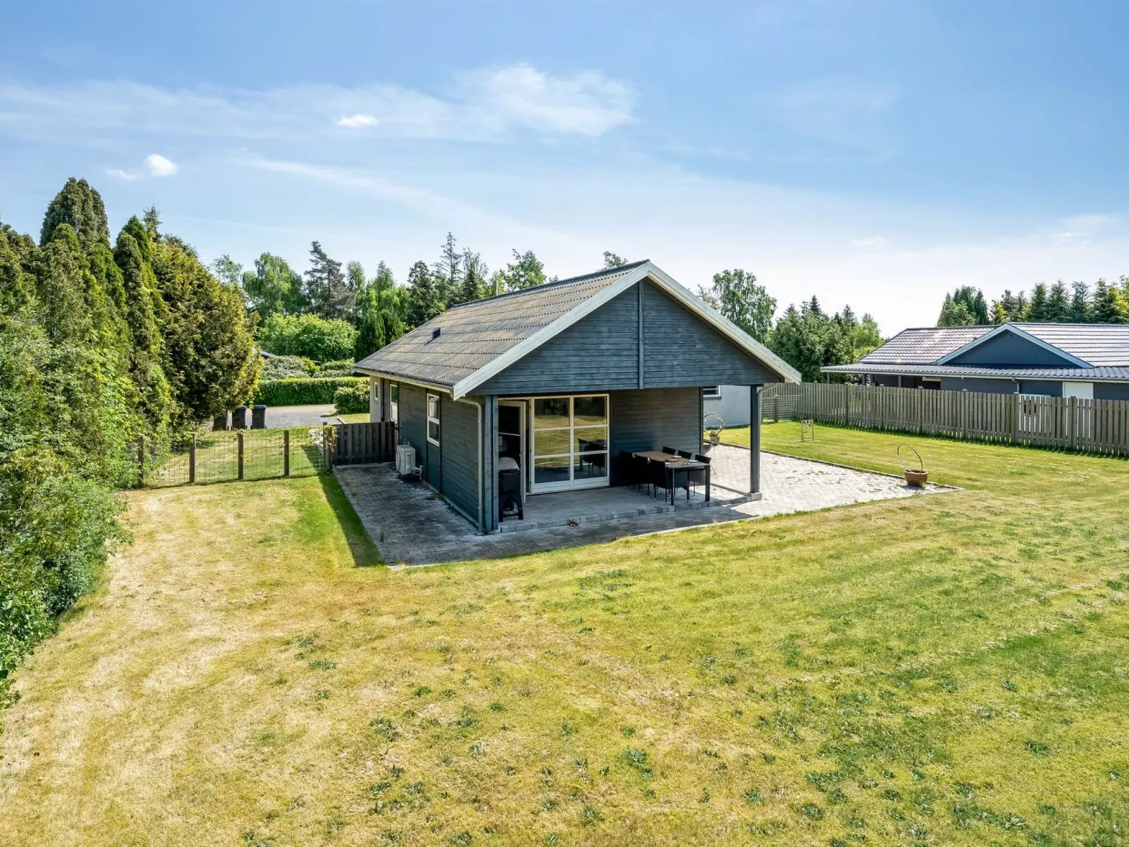 "Agneta" - 1km from the sea