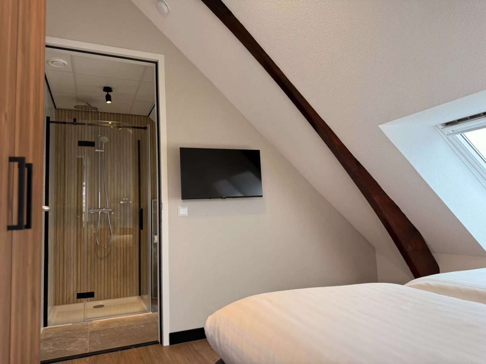 Zen Kitchen & Boutique Hotel-Binnen