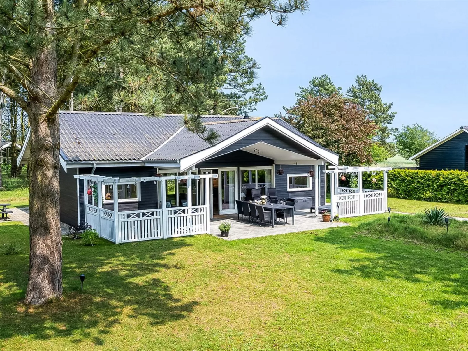 "Helin" - 800m from the sea