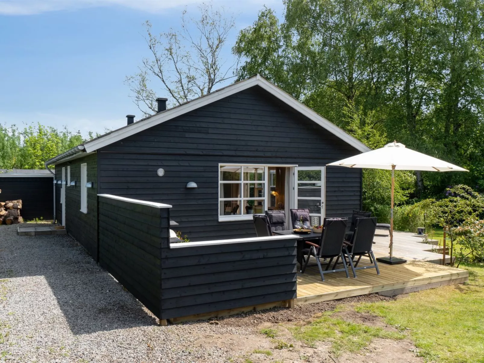 "Annabeth" - 850m from the sea