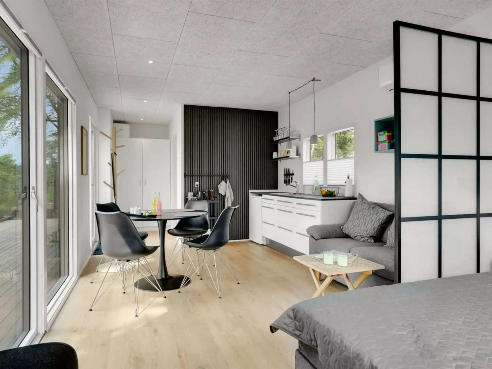 "Konrad" - 300m from the sea