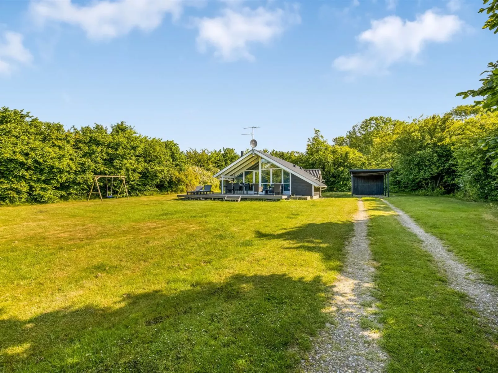 "Kai" - 400m from the sea