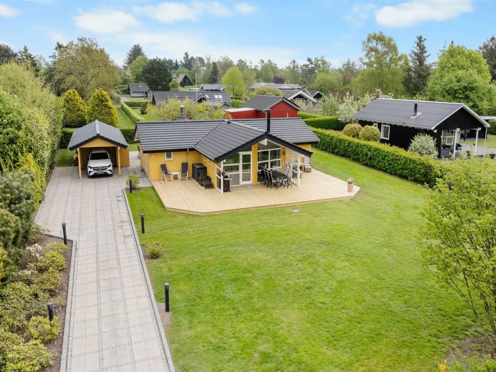 "Frederikke" - 875m from the sea