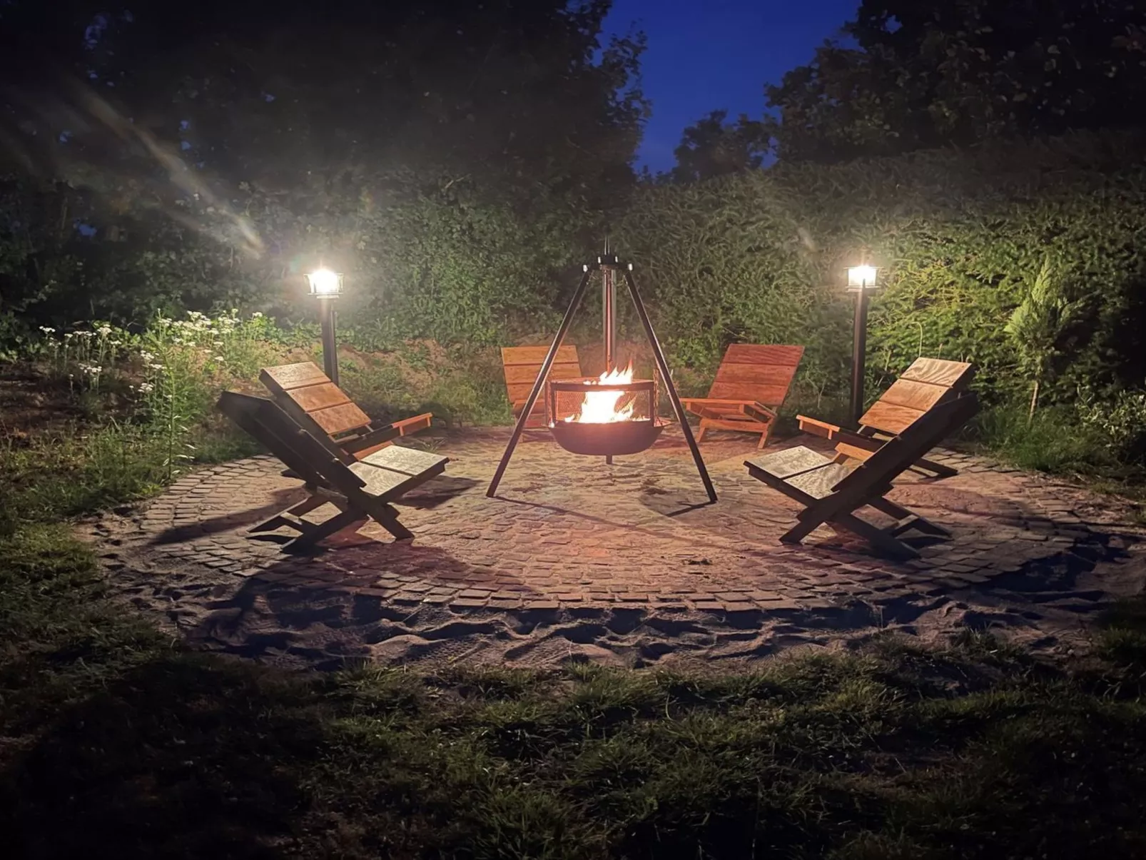 "Ellie" - 500m from the sea