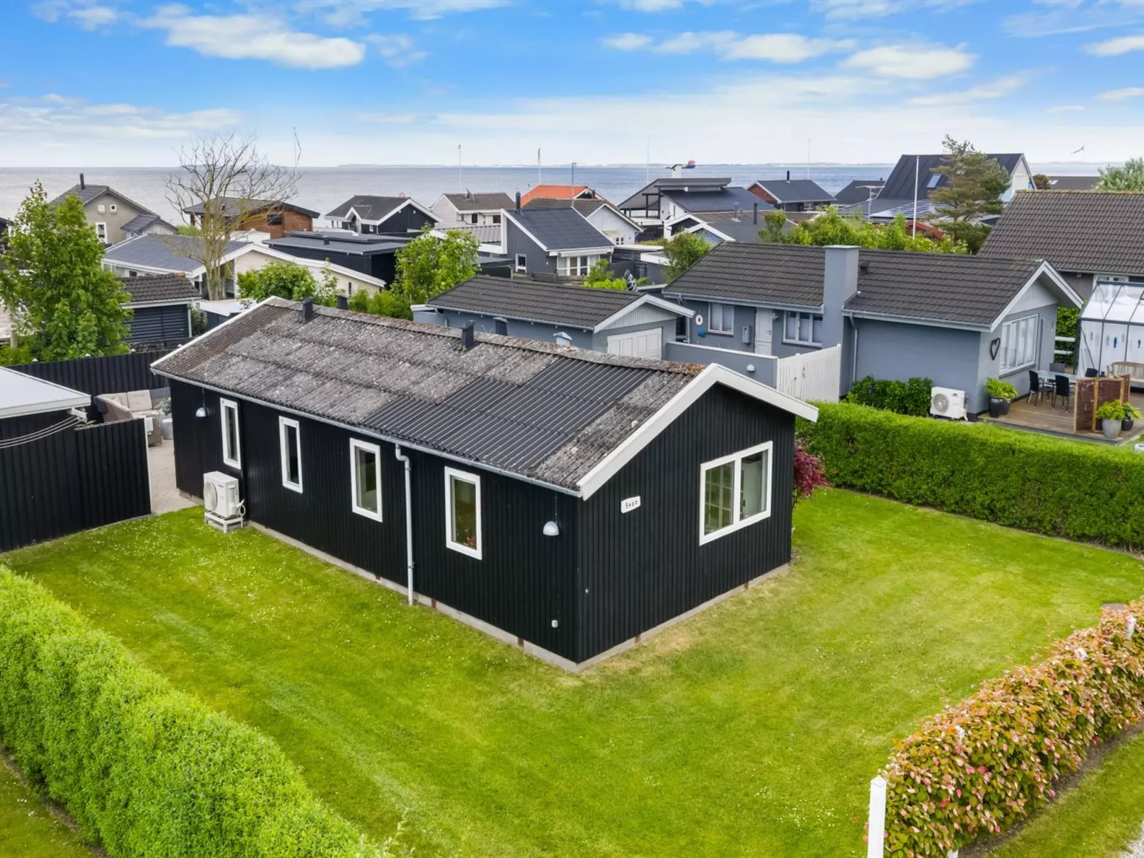 "Daya" - 75m from the sea