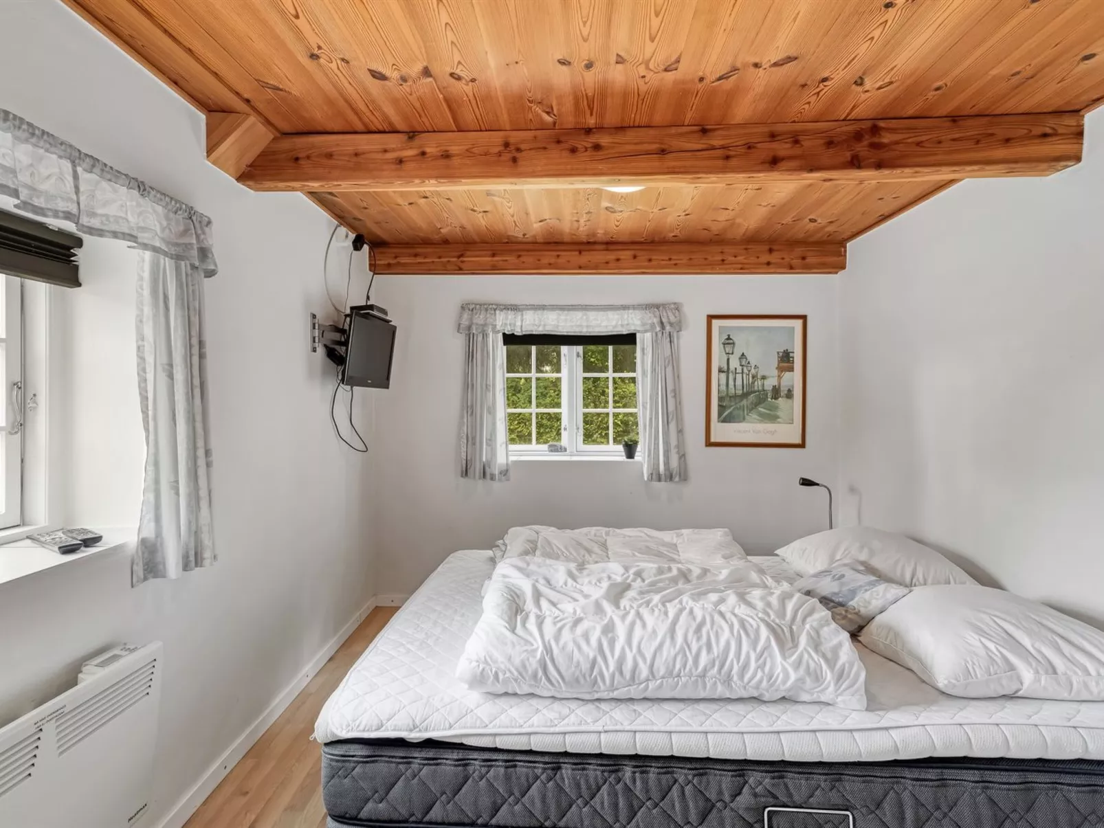 "Yrjö" - 2.5km from the sea