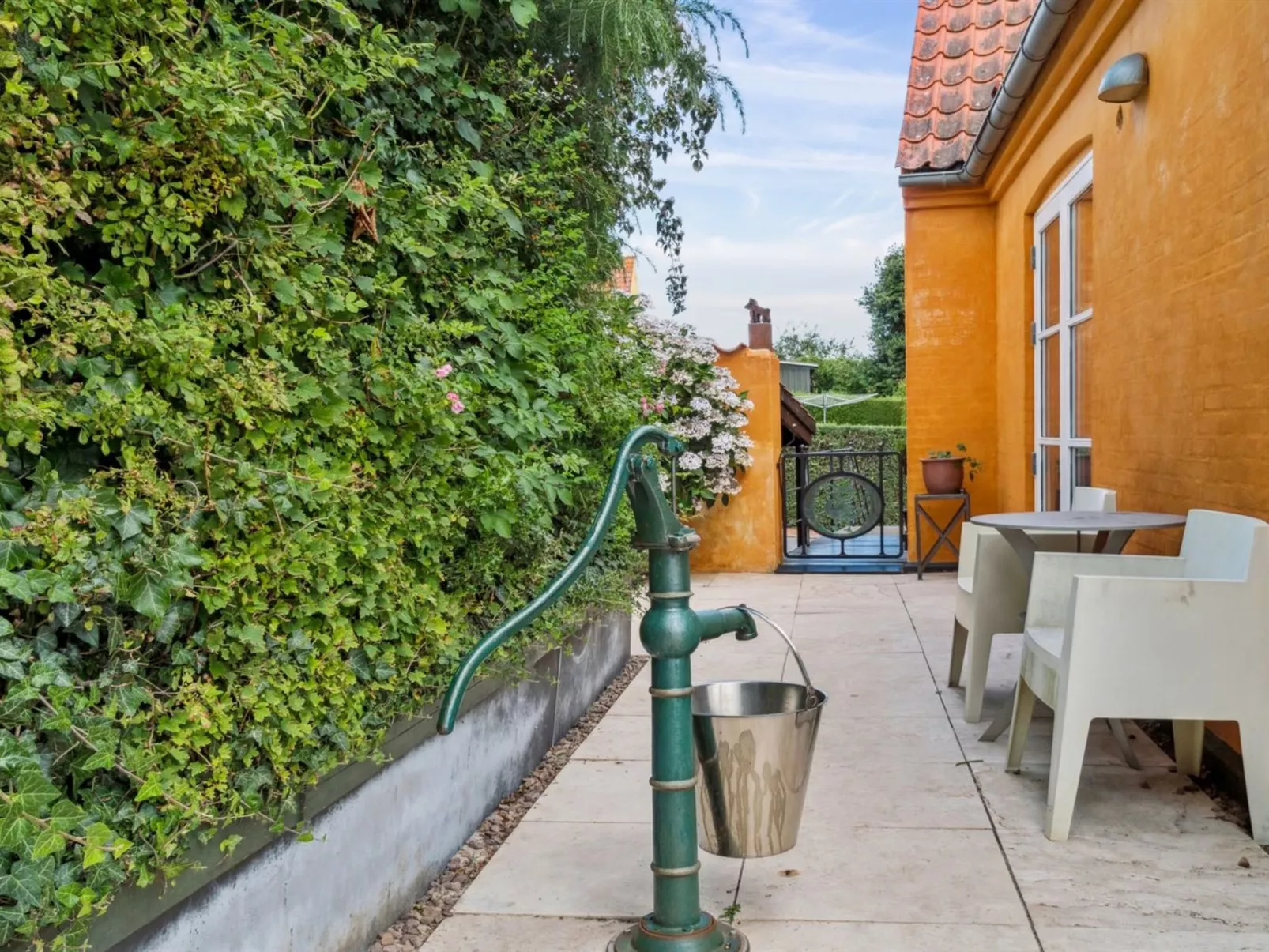 "Adelita" - 300m from the sea