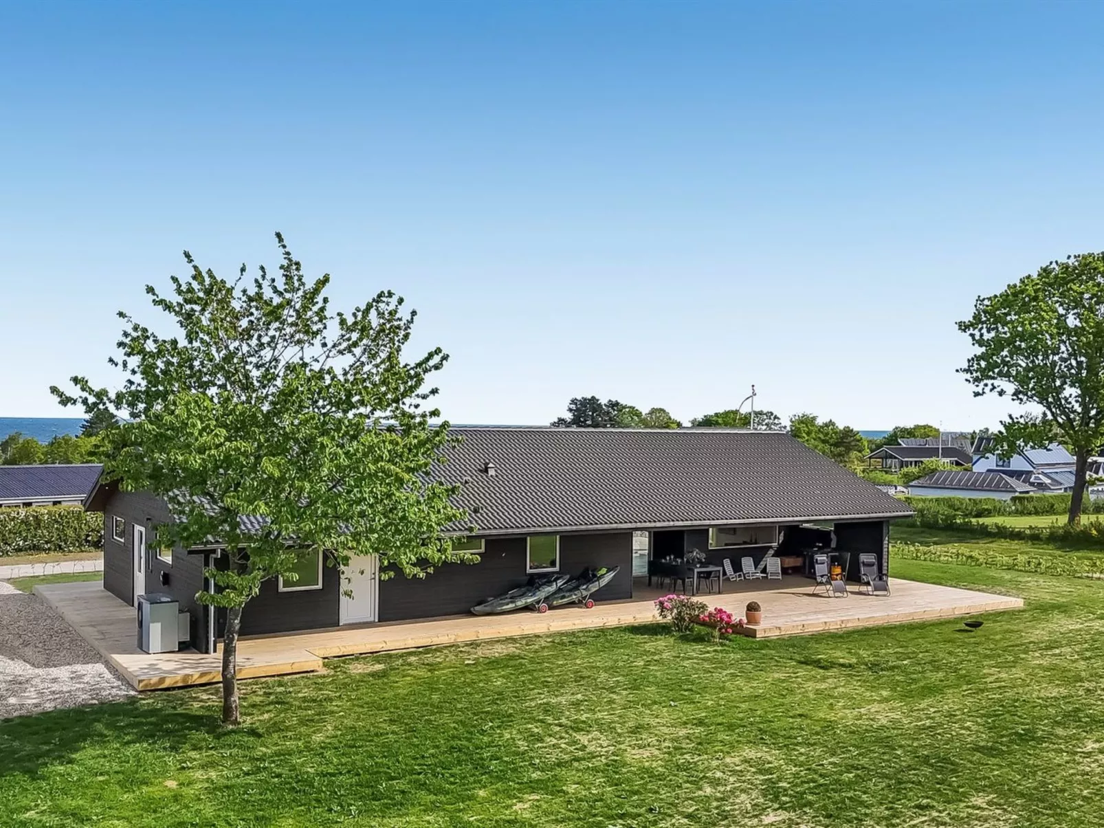 "Siljan" - 400m from the sea