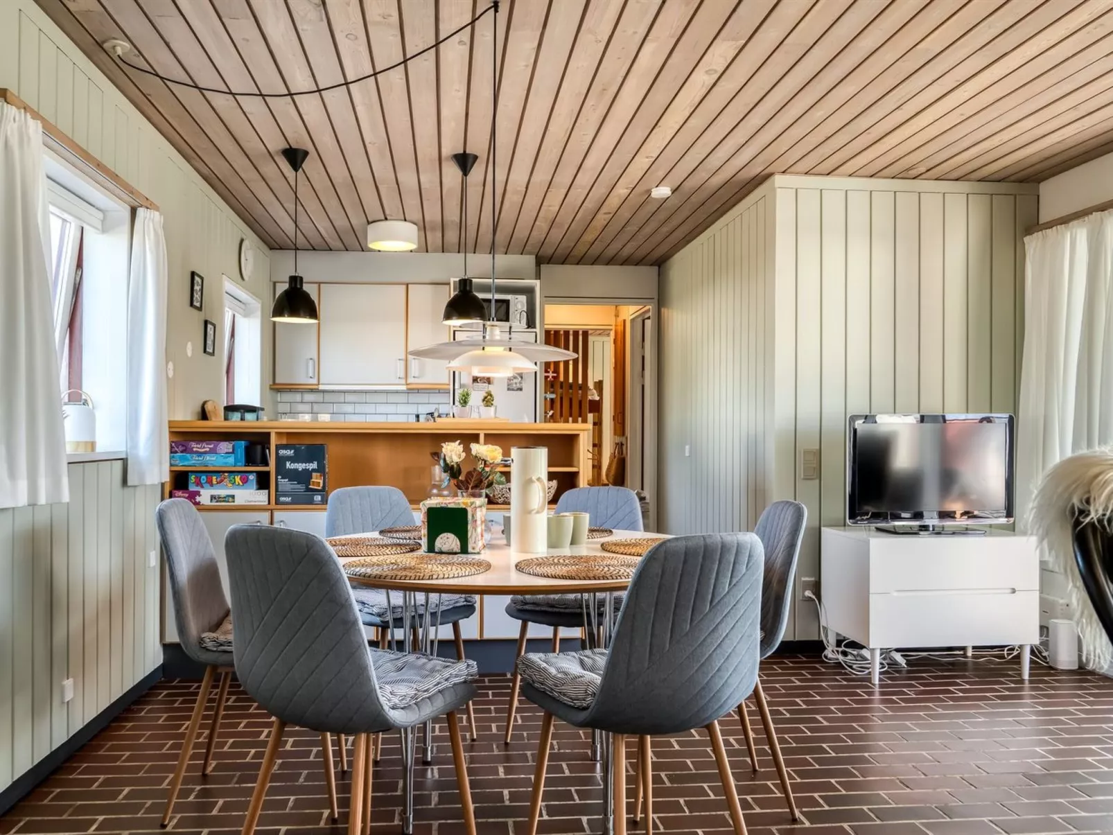 "Enwald" - 700m from the sea