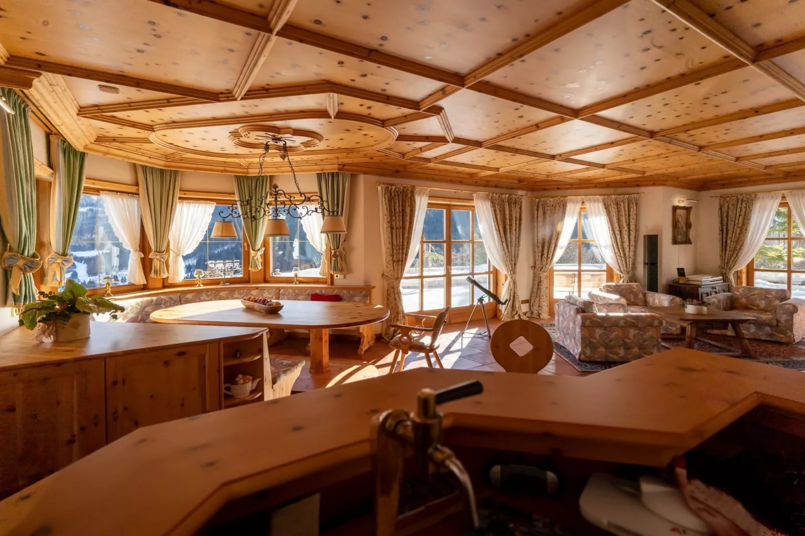 Bad Kleinkirchheim Lush and Spacious Villa with Indoor Pool and Wellness - Seven Bedroom Villa