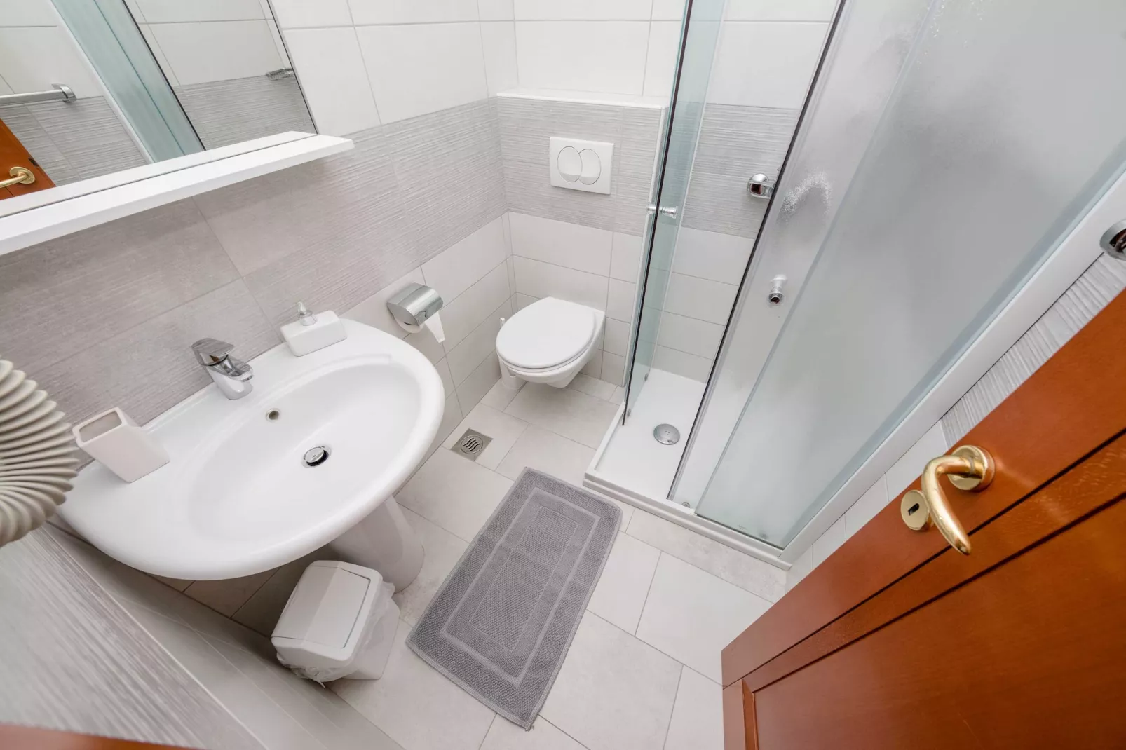 Guest House Villa Anggela - Double Room with Balcony and Sea View (BR3)