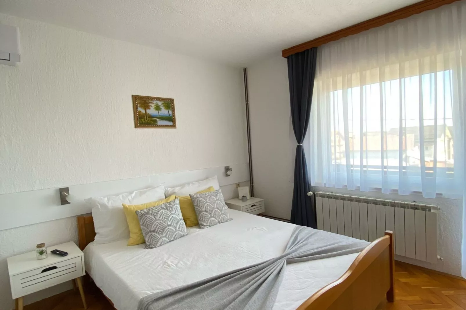 Double room with double bed 1