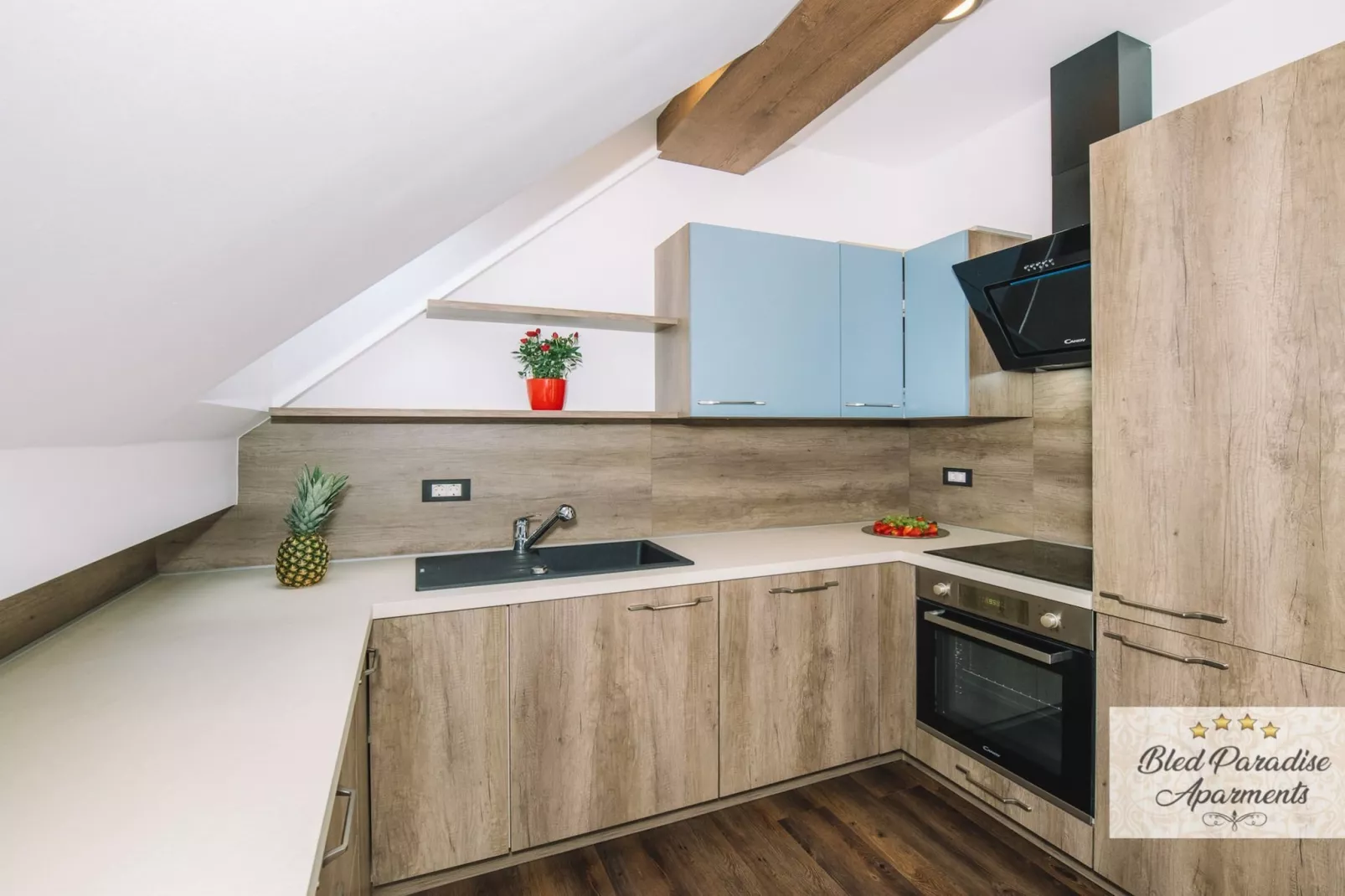 Bled Prestigious and Stylish Apartments - Two Bedroom Apartment with Balcony (owner 5)