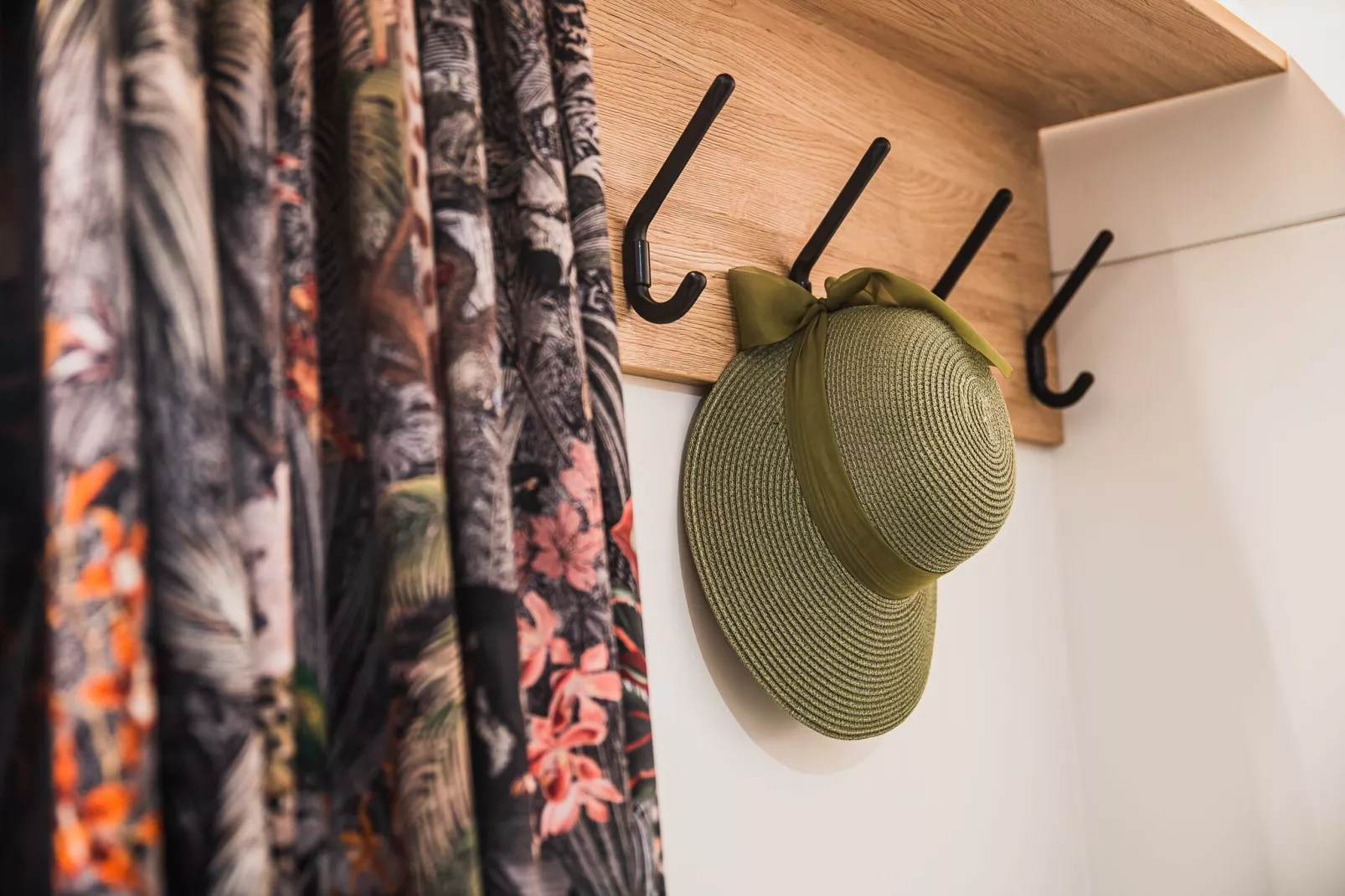 Lake Serenity Premium Mobile Homes with Thermal Riviera Tickets - Twho Bedroom Mobile Home 15\/012