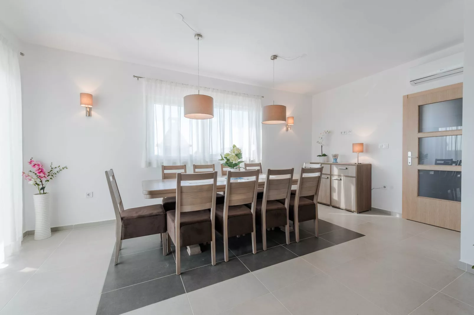 Luxury Escape with Swimming Pool & Modern Design - Comfort Four Bedroom Villa with Sea View and Private Pool ( Villa 7)