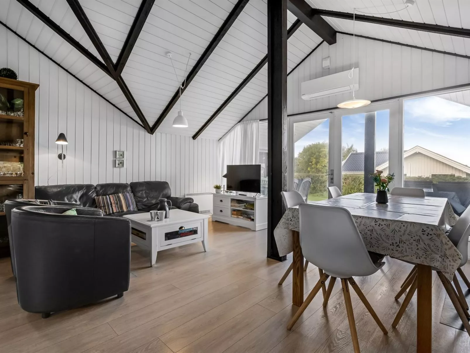 "Filipa" - 200m from the sea