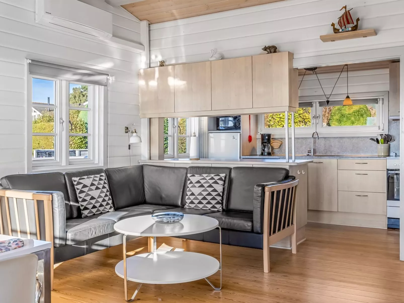 "Valea" - 600m from the sea