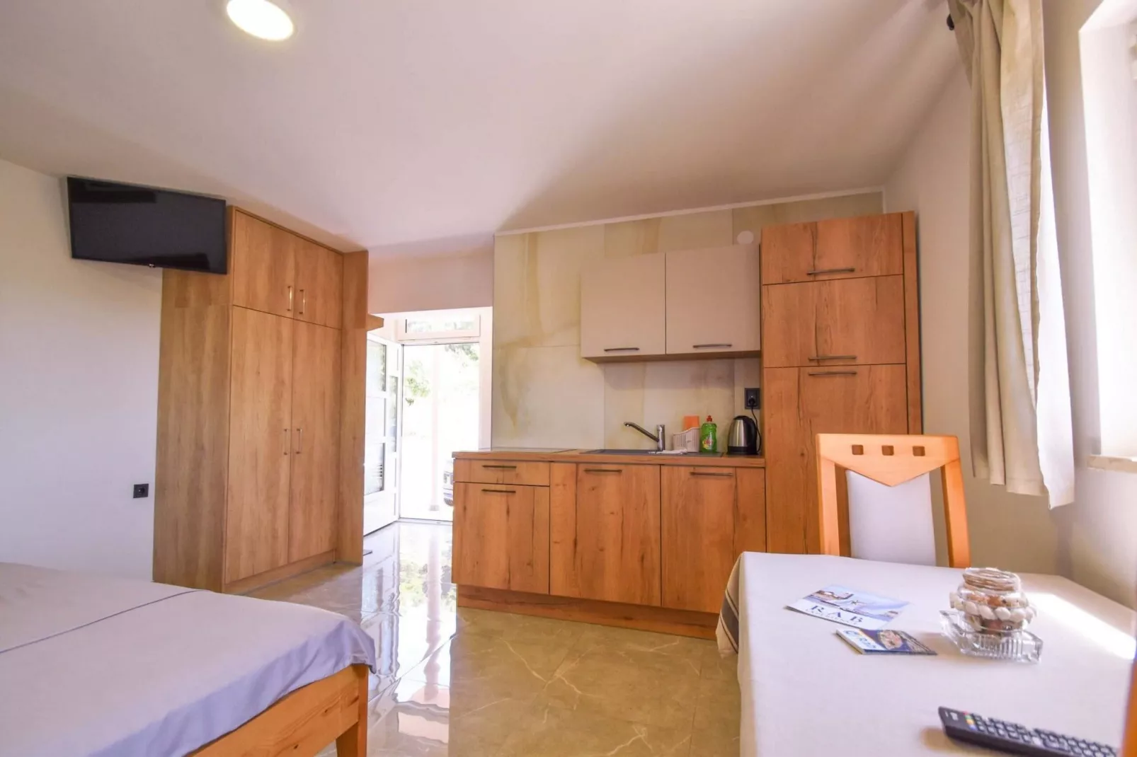 Apartments Jaklin -  Studio Apartment with Balcony and Sea View C