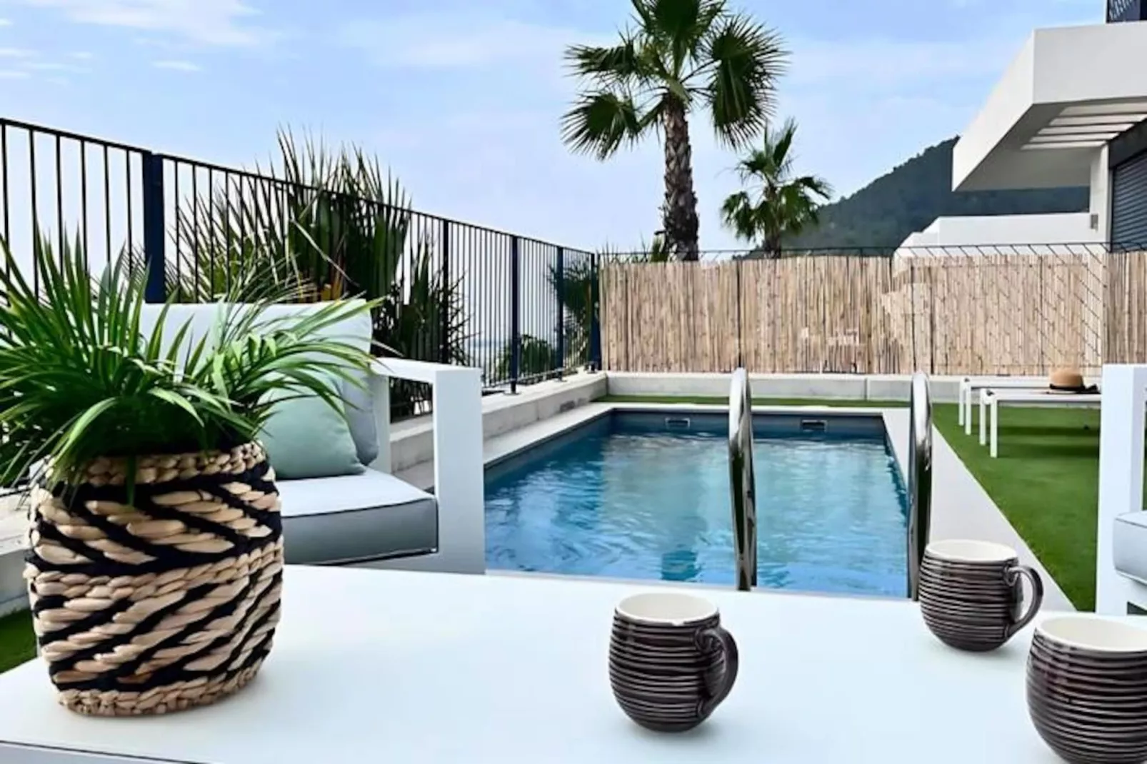 Villa Avec Piscine Priv&eacute;e Et Vues Magnifiques