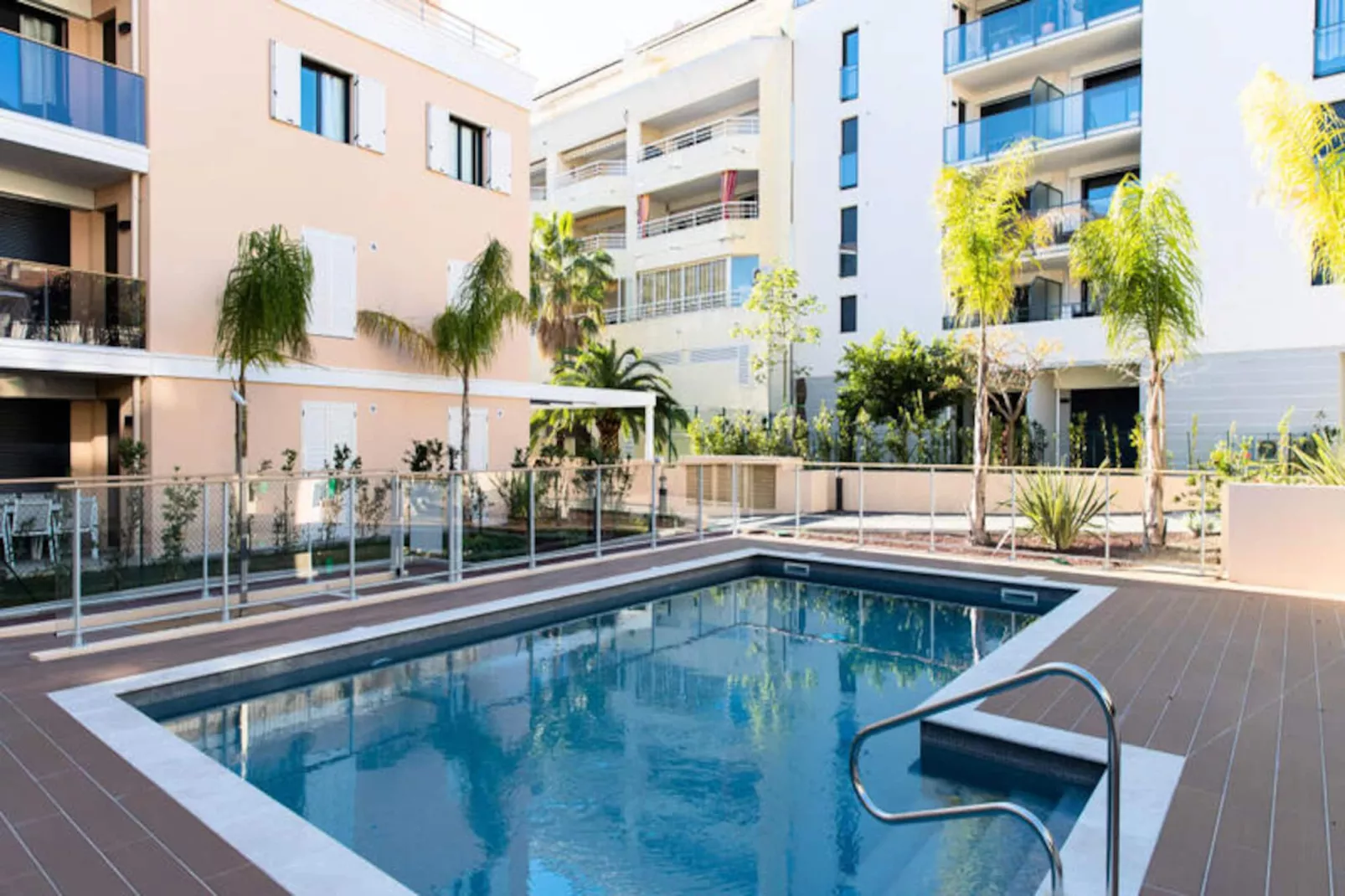 Résidence 3p Piscine, Parking Et Plages &agrave; 100m