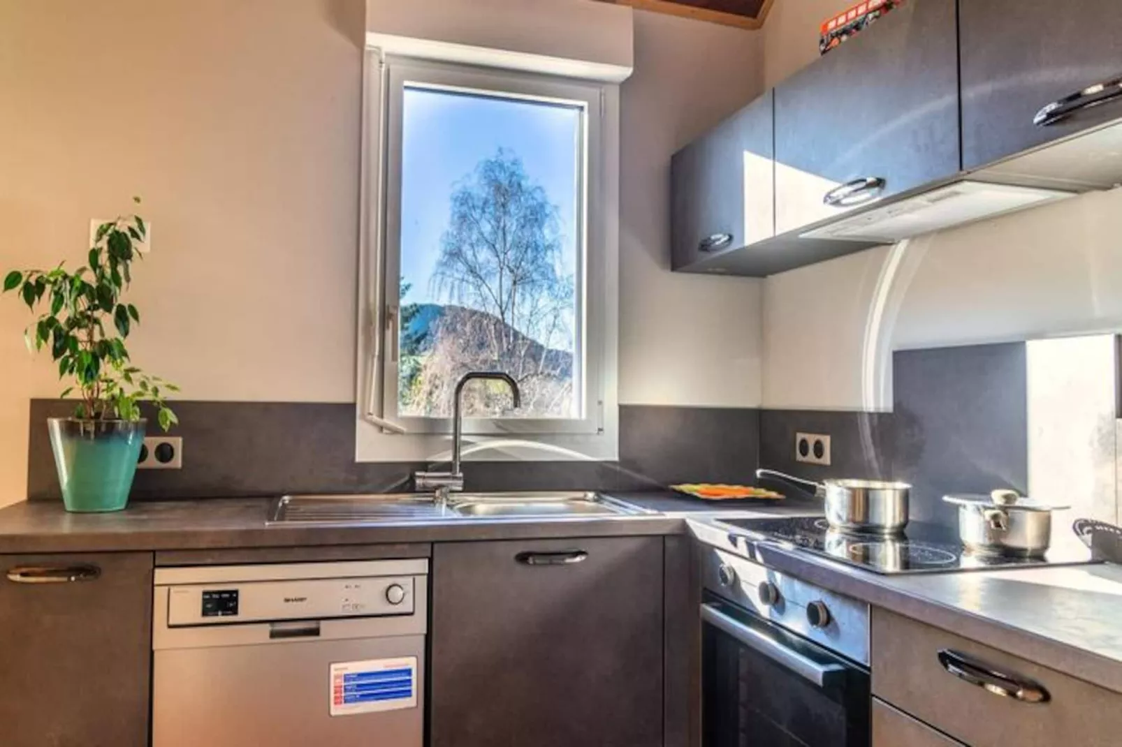 Gîte Location 2/4 pers. premium - village de gites des bruguières