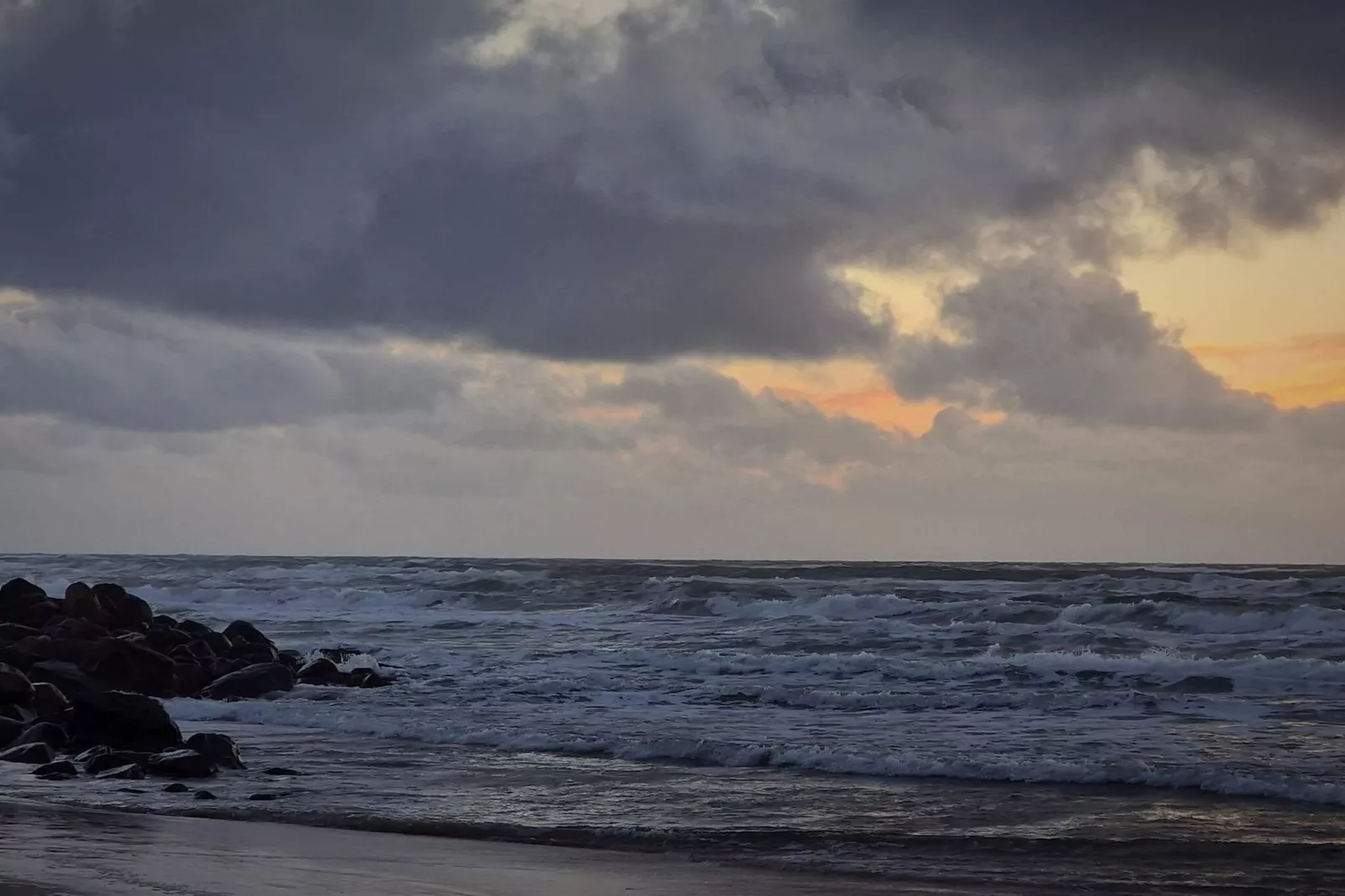 Gemoderniseerd kusttoevluchtsoord-By Traum-Waterzicht