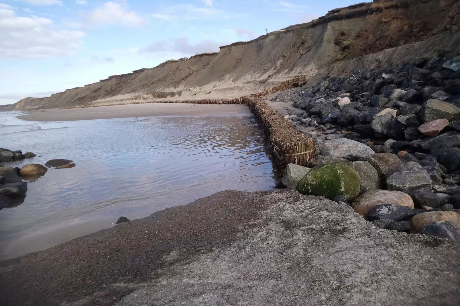 Rustig huisje toevluchtsoord in Lokken-By Traum-Waterzicht