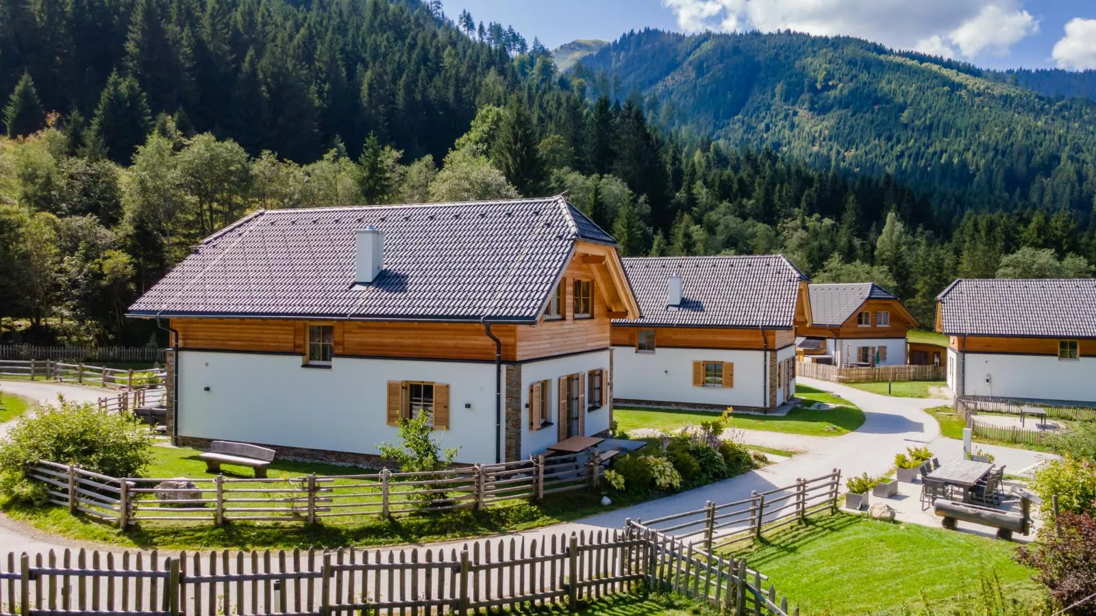 Donnersbach Lodge-Buitenkant zomer