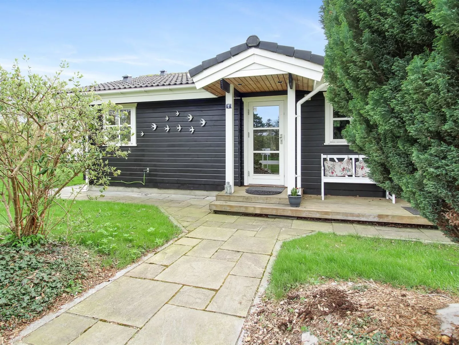 "Eia" - 500m from the sea