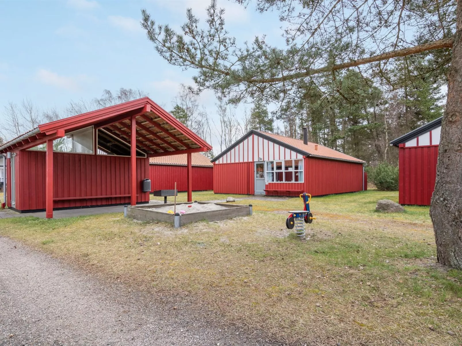 "Hira" - 300m from the sea