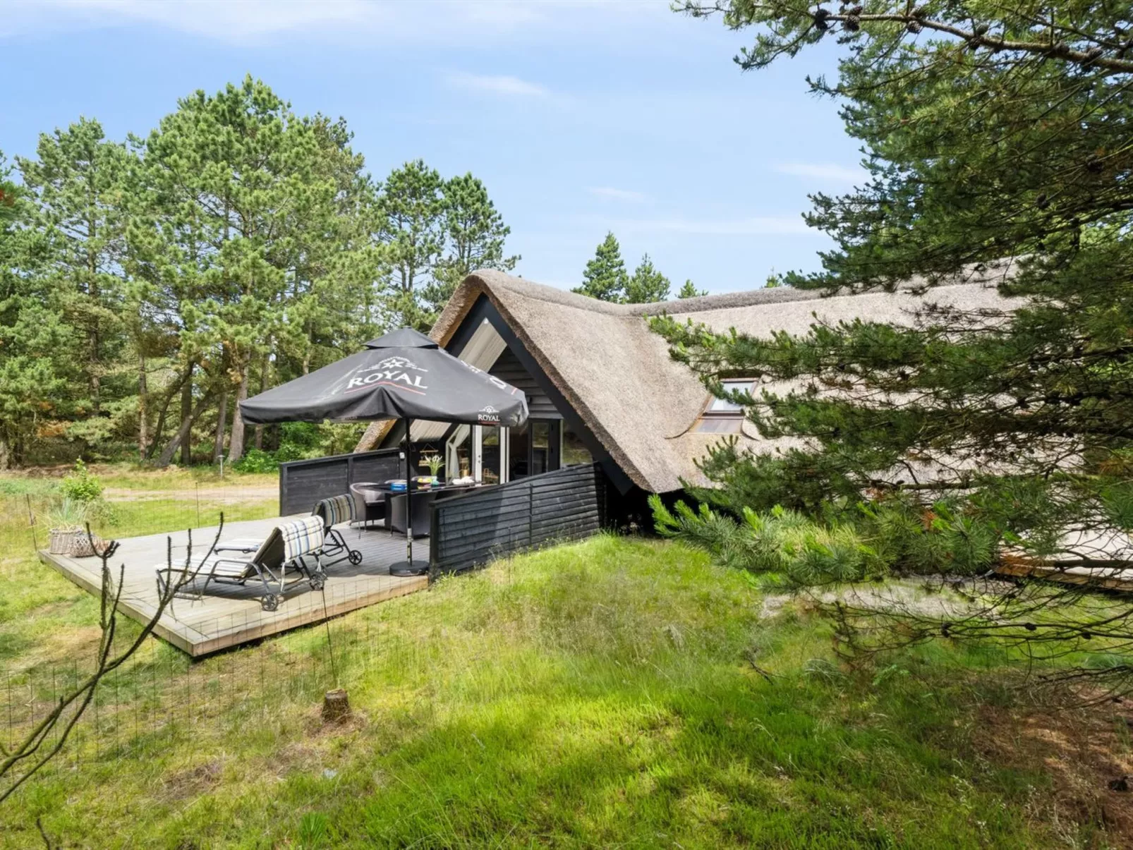 "Magga" - 3.2km from the sea