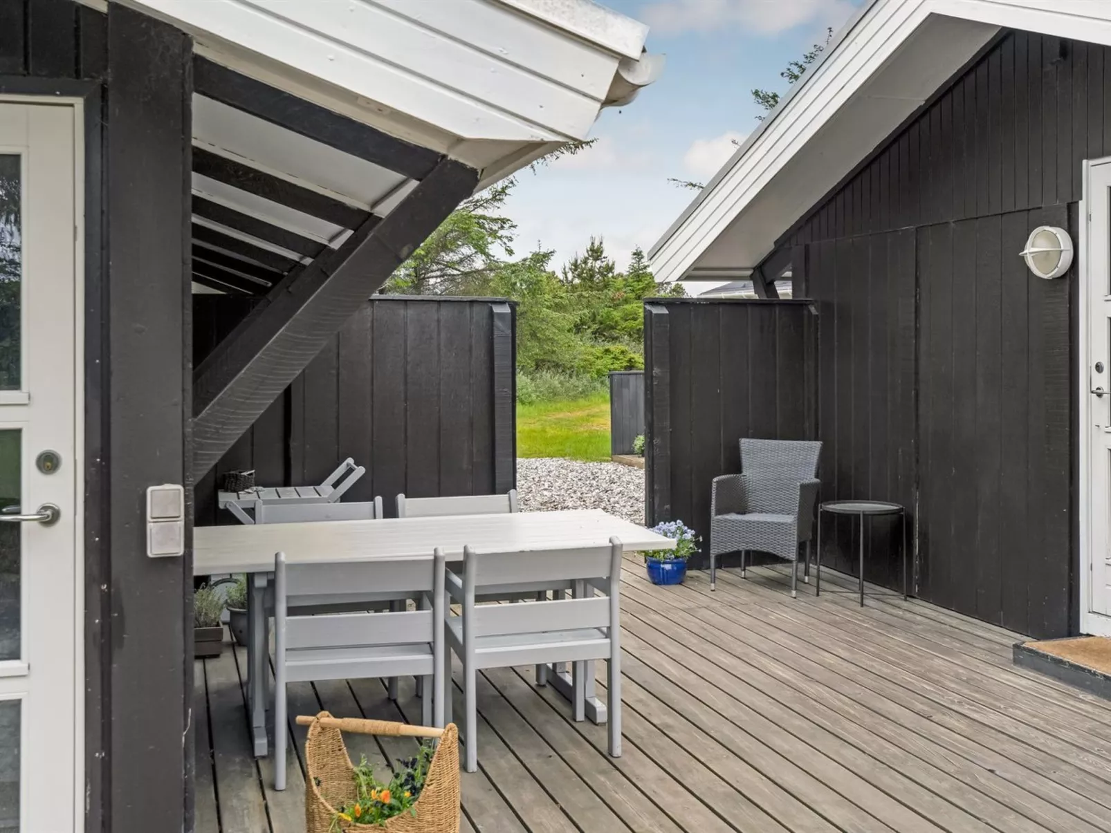 "Eivy" - 1km from the sea