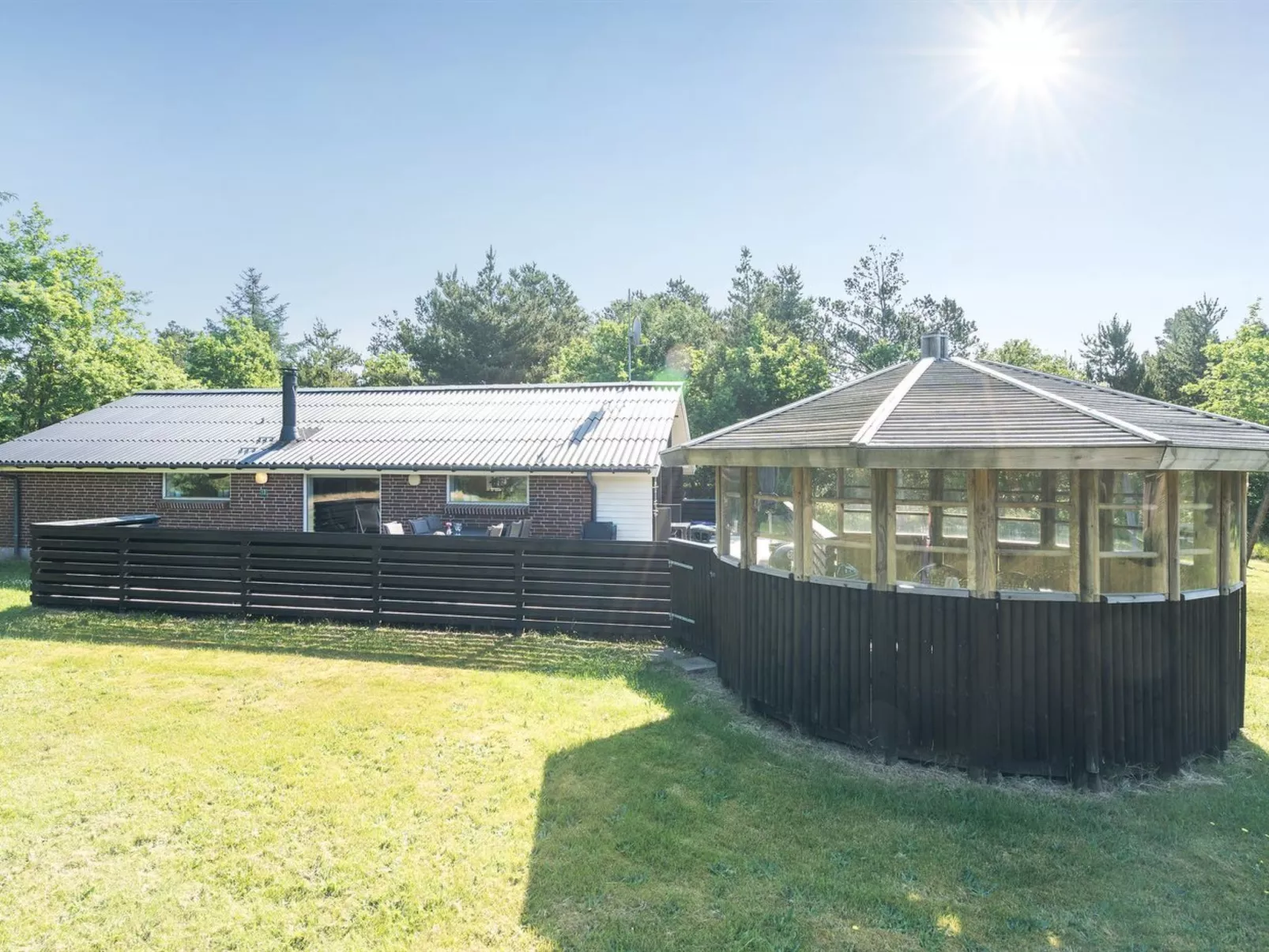 "Elinbjörn" - 1km from the sea