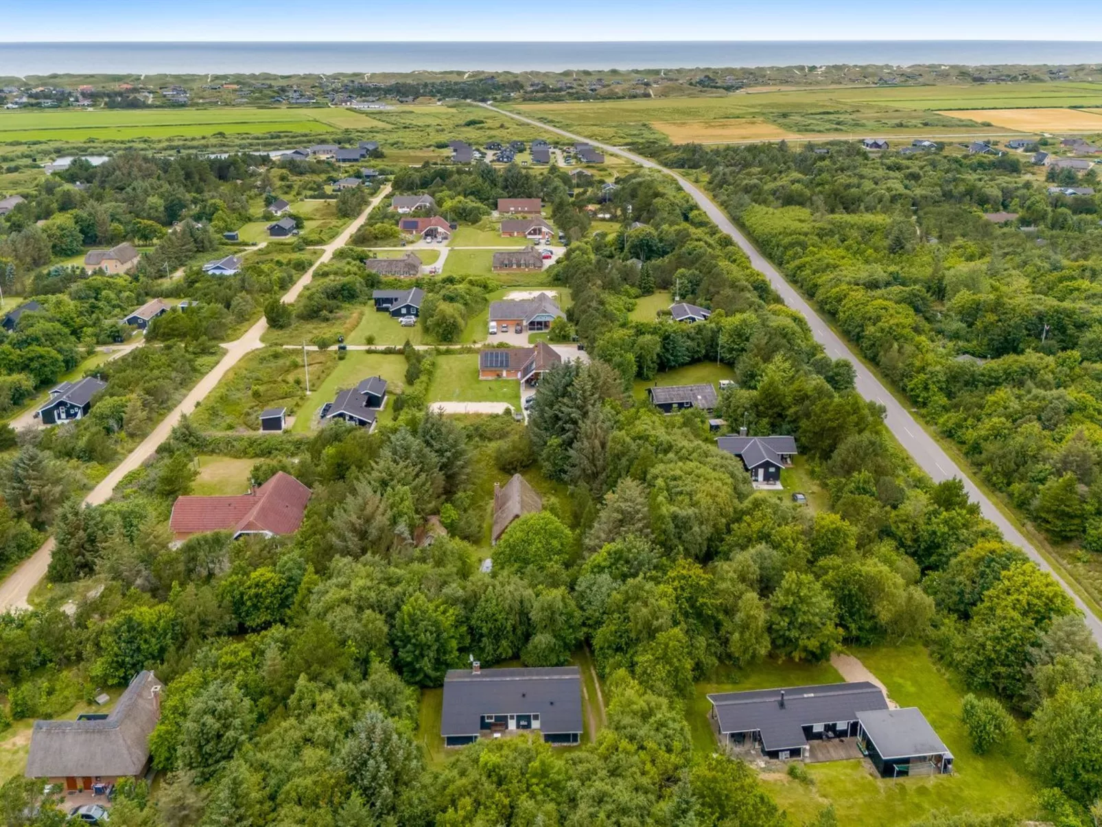 "Fredger" - 1.8km from the sea