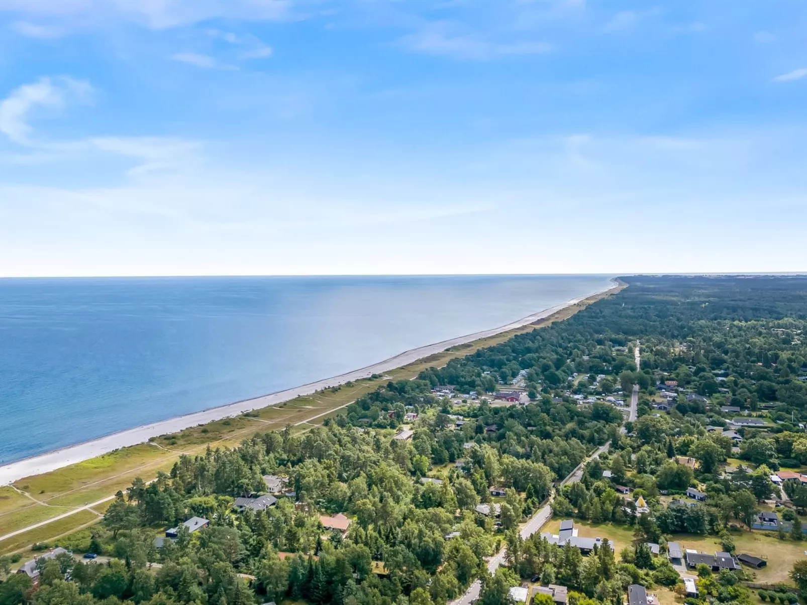 "Akseli" - 800m from the sea