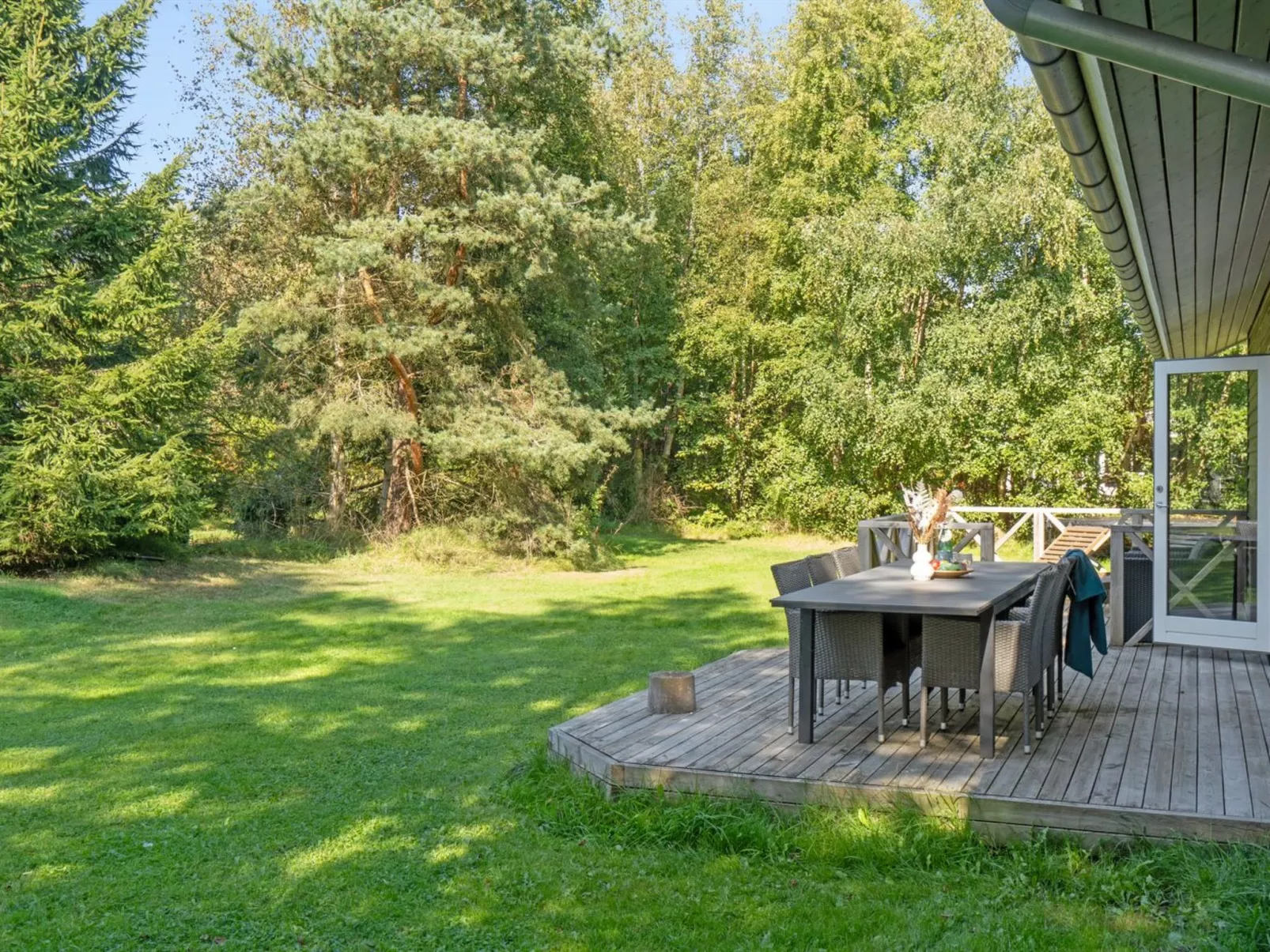 "Pietari" - 1.2km from the sea